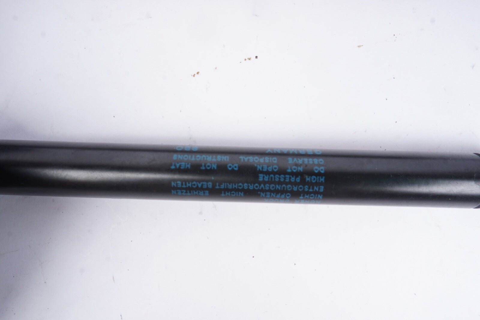 2011-2018 AUDI A8 A8L S8 REAR LEFT & RIGHT TRUNK LID STRUT SHOCK SET 4H0827551B