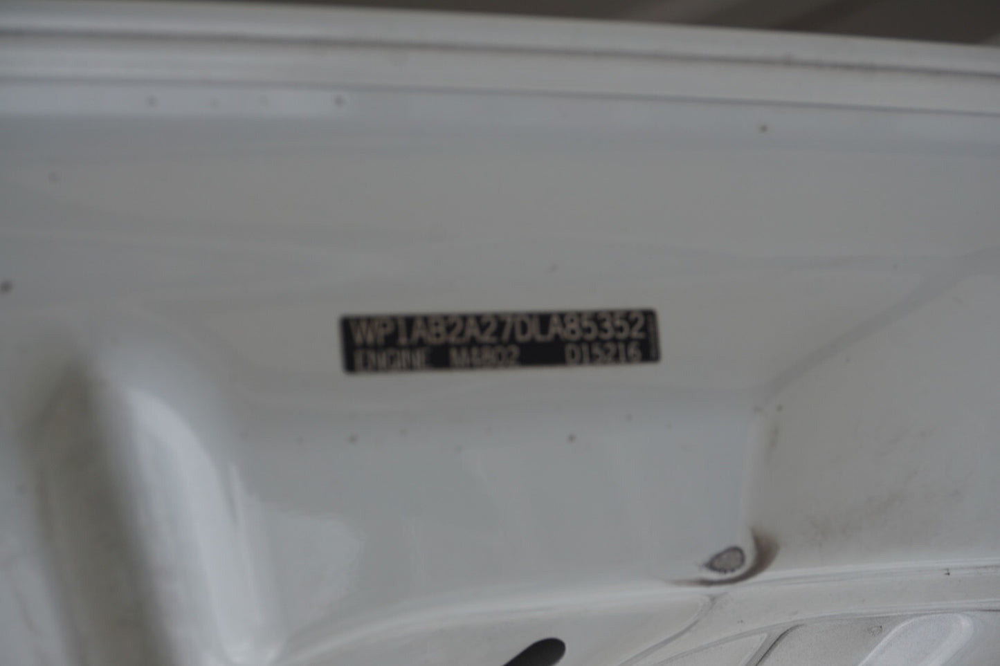 2011 - 2014 PORSCHE CAYENNE - HOOD WHITE