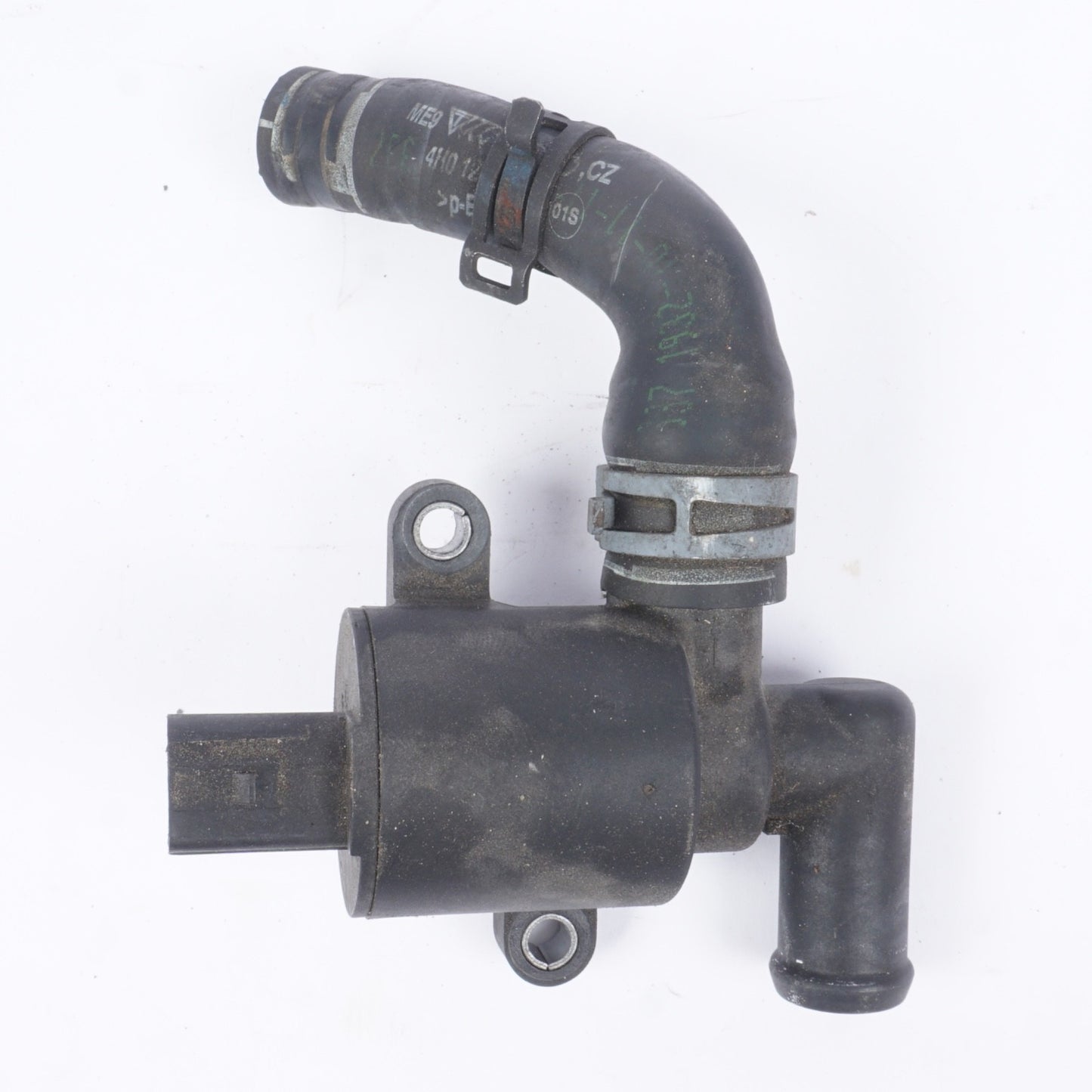 2011 2018 Audi A8 D4 Heater Control Valve HVAC Solenoid with Hose OEM 4H0121670A