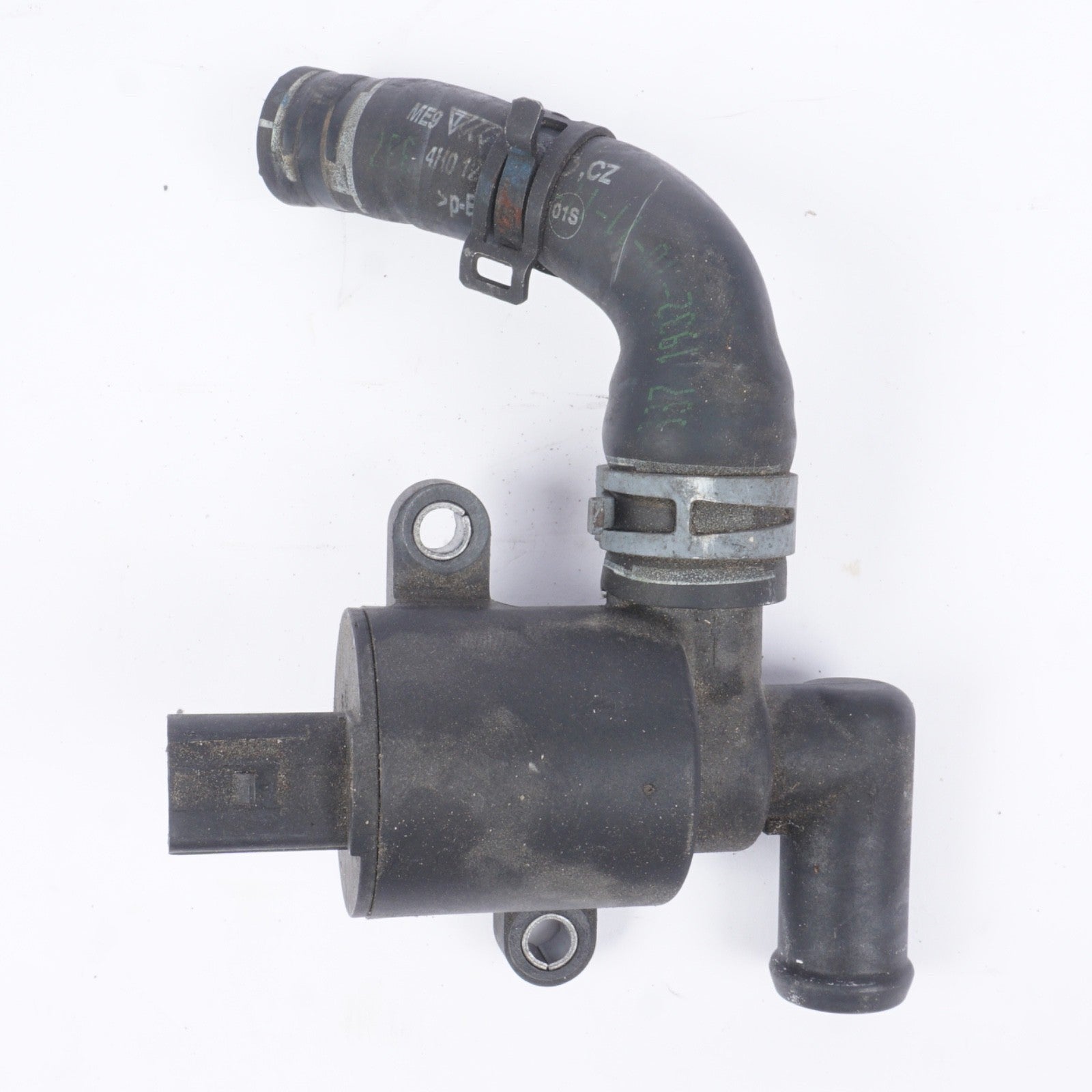 2011 2018 Audi A8 D4 Heater Control Valve HVAC Solenoid with Hose OEM 4H0121670A
