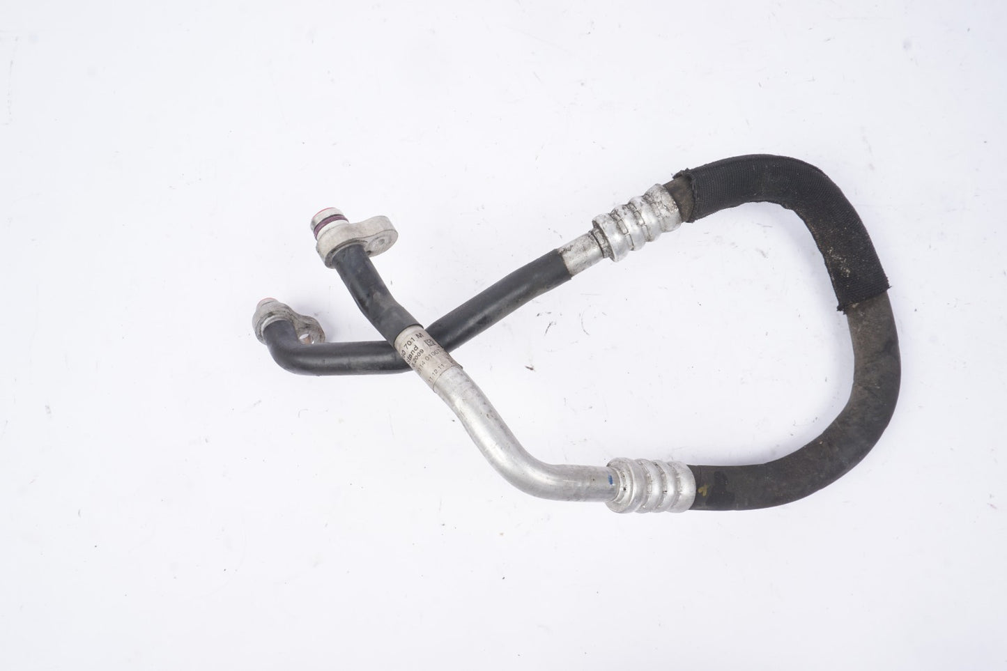 2011 2012 AUDI A8 4.2l Lower HIGH Pressure AC Hose Line Pipe 4H0260701M OEM