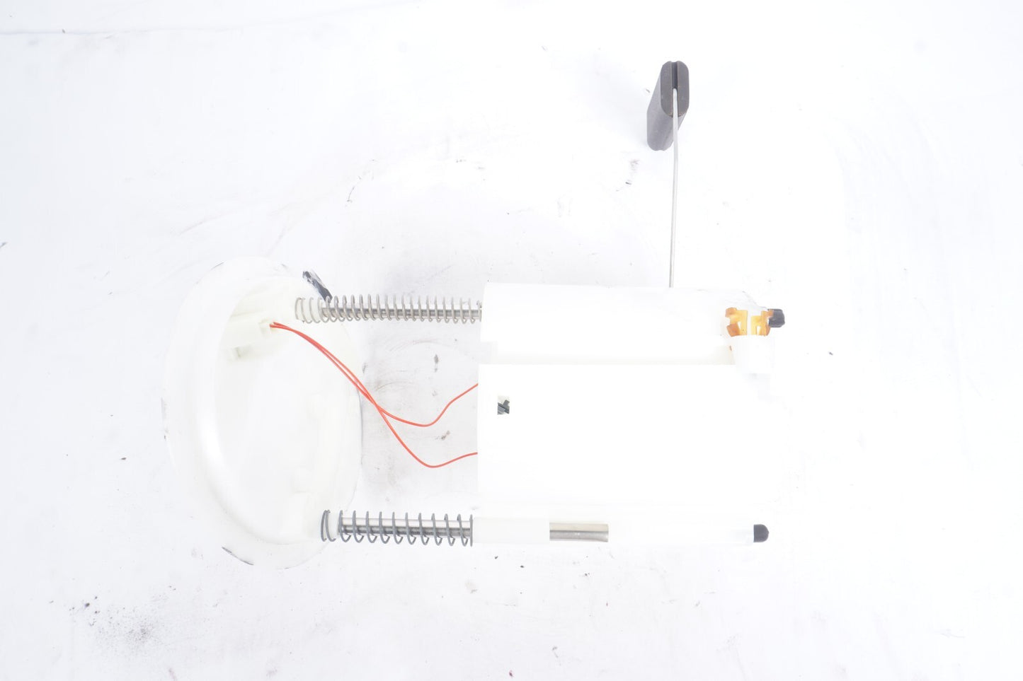 2014-2022 Maserati Ghibli Gas Fuel Pump 670003733 OEM