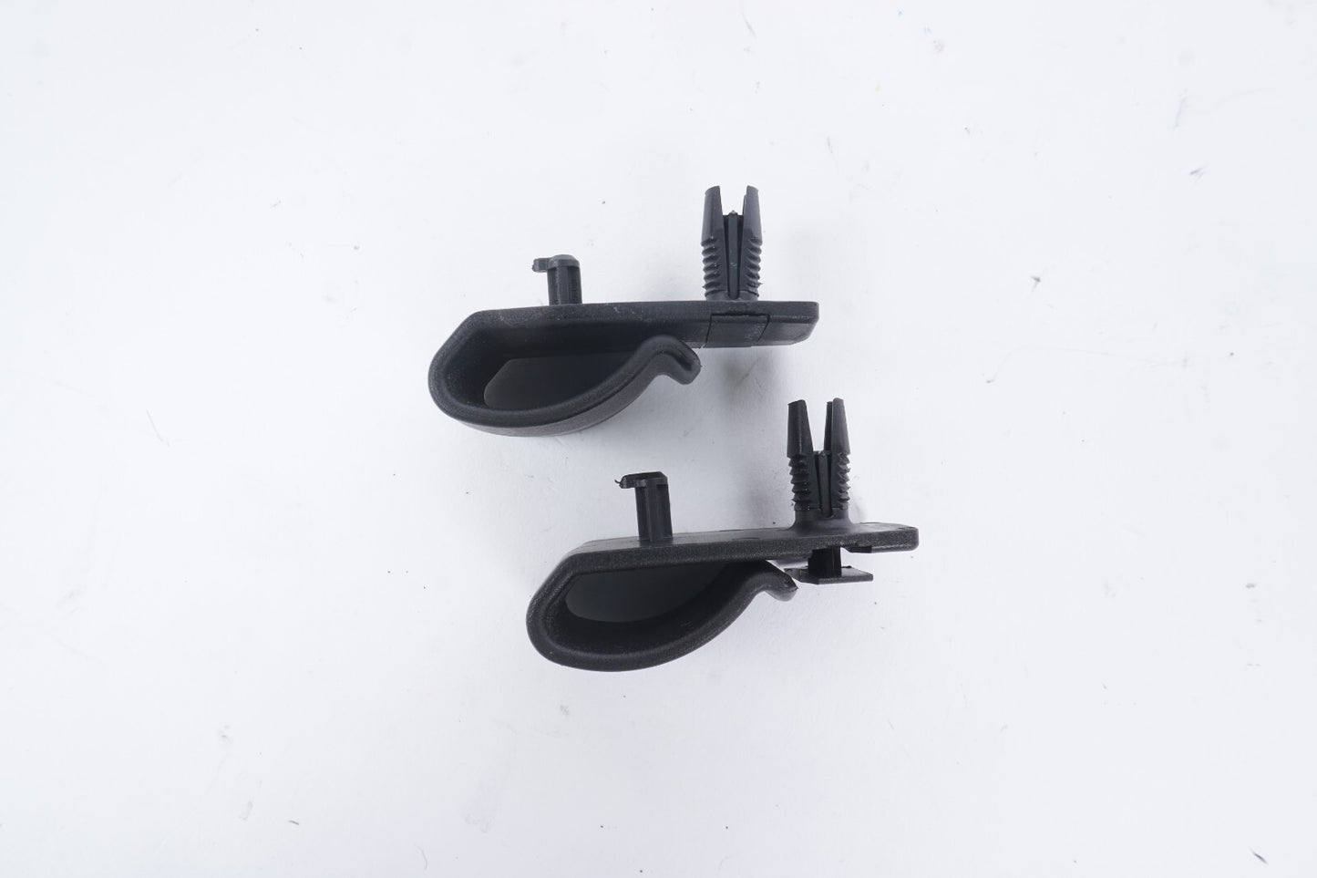 10-17 Mercedes W207 E350 E550 Hock Clip Tie Set Of 2 OEM