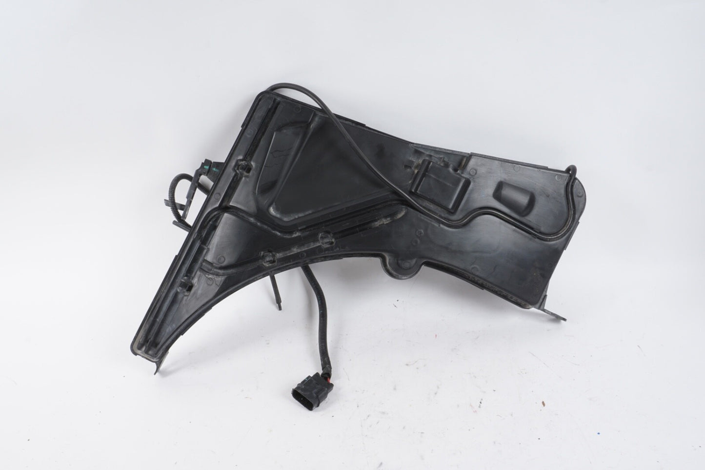 2017 - 2020 ALFA ROMEO GIULIA WINDSHIELD WASHER FLUID RESERVOIR TANK 50532580