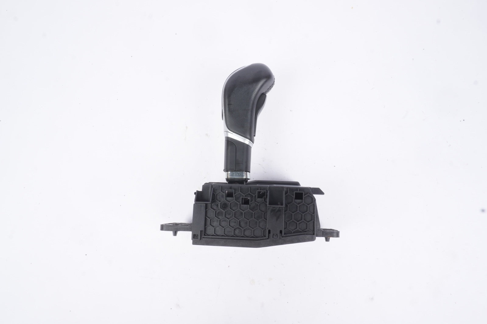 2014 - 2017 MASERATI GHIBLI QUATTROPORTE AUTO TRANSMISSION SHIFTER 670013534