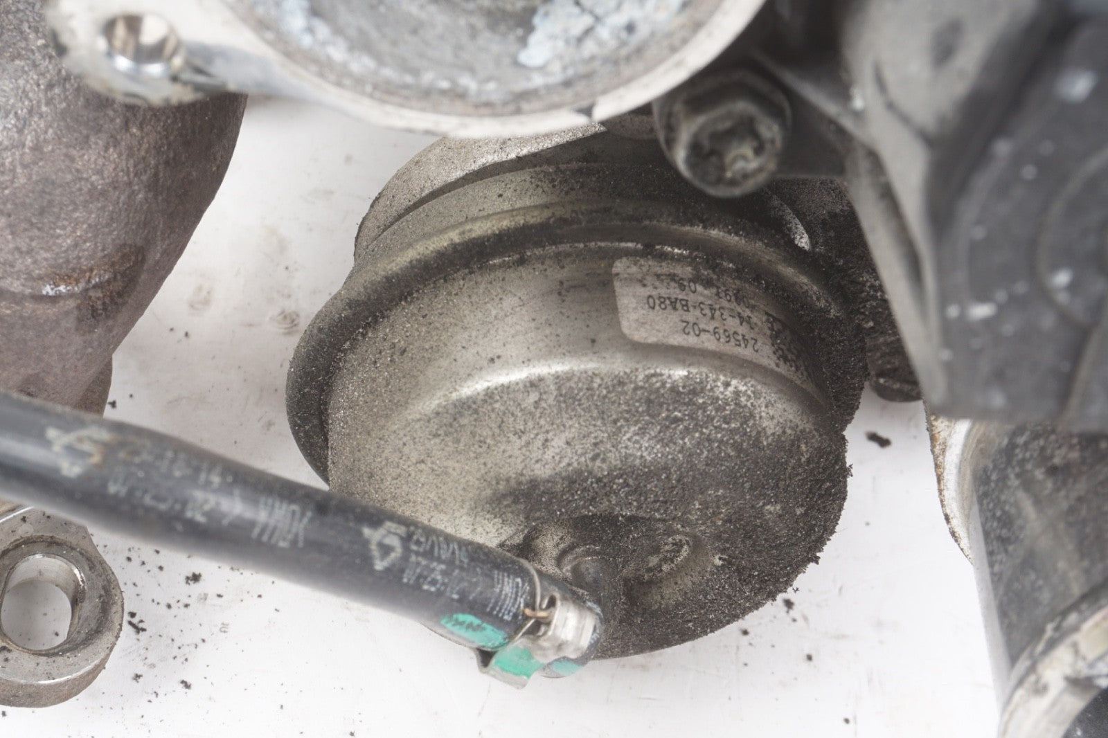 2014 - 2019 Maserati Ghibli Left Turbocharger Turbo OEM