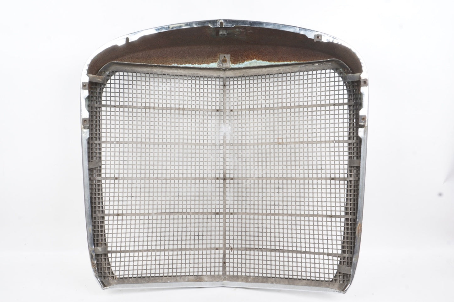  MERCEDES BENZ W110 W111 250 230 SEDAN FRONT RADIATOR HOOD GRILL GRILLE OEM
