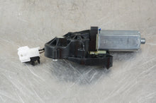 01-09 Mercedes W203 C230 Front Right Passenger Seat Motor 0390203207 OEM