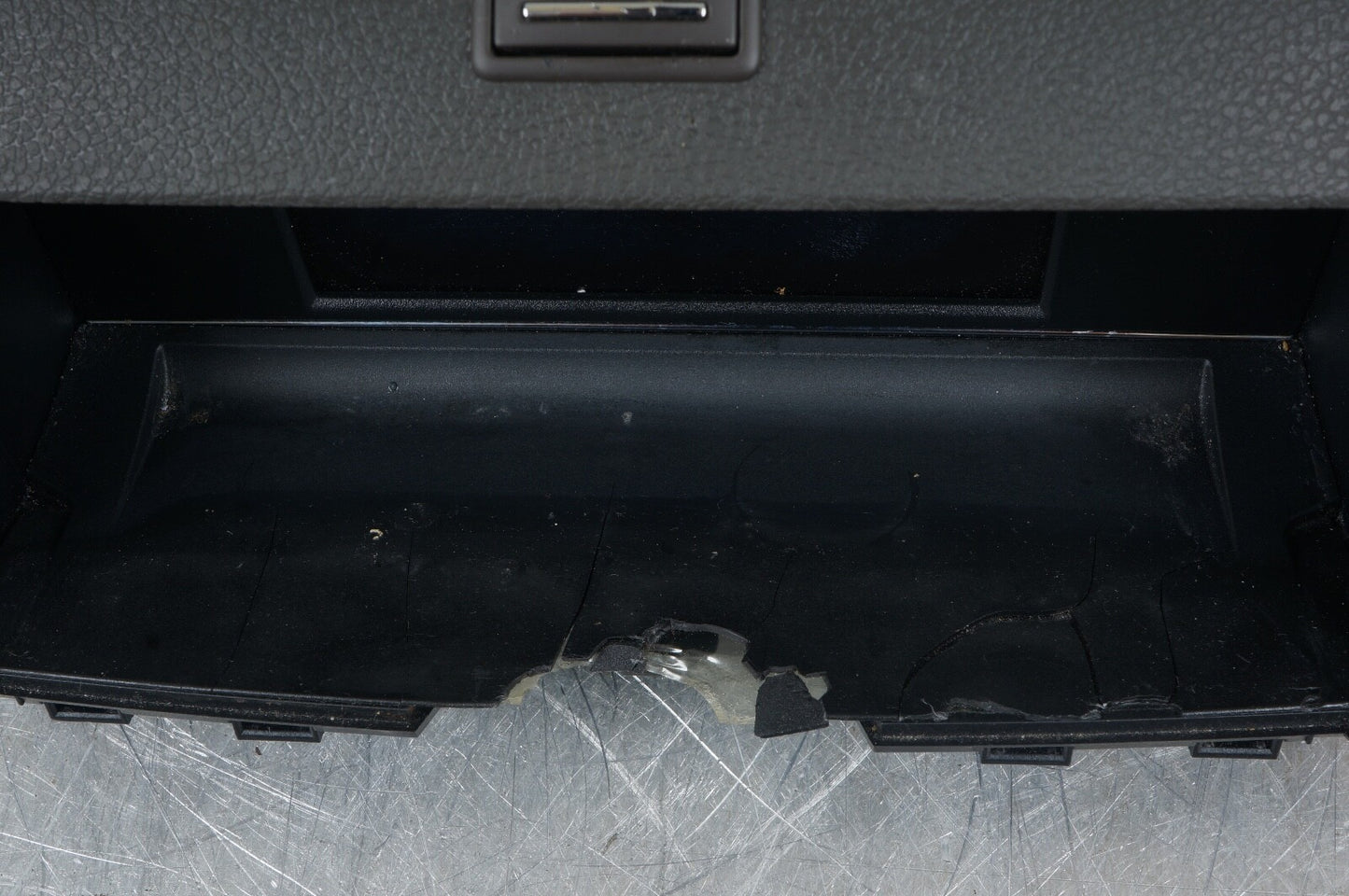 08-11 Mercedes W204 C300 Dashboard Screen Display Monitor Assembly OEM
