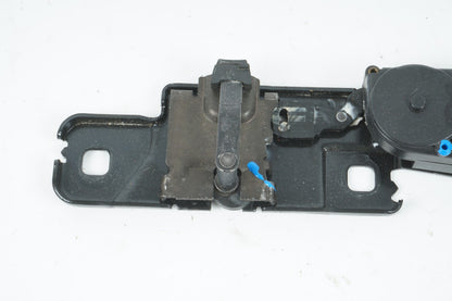 2012 - 2017 AUDI A7 TRUNK LID LATCH LOCK ACTUATOR STRIKER PLATE 4H0827383A OEM
