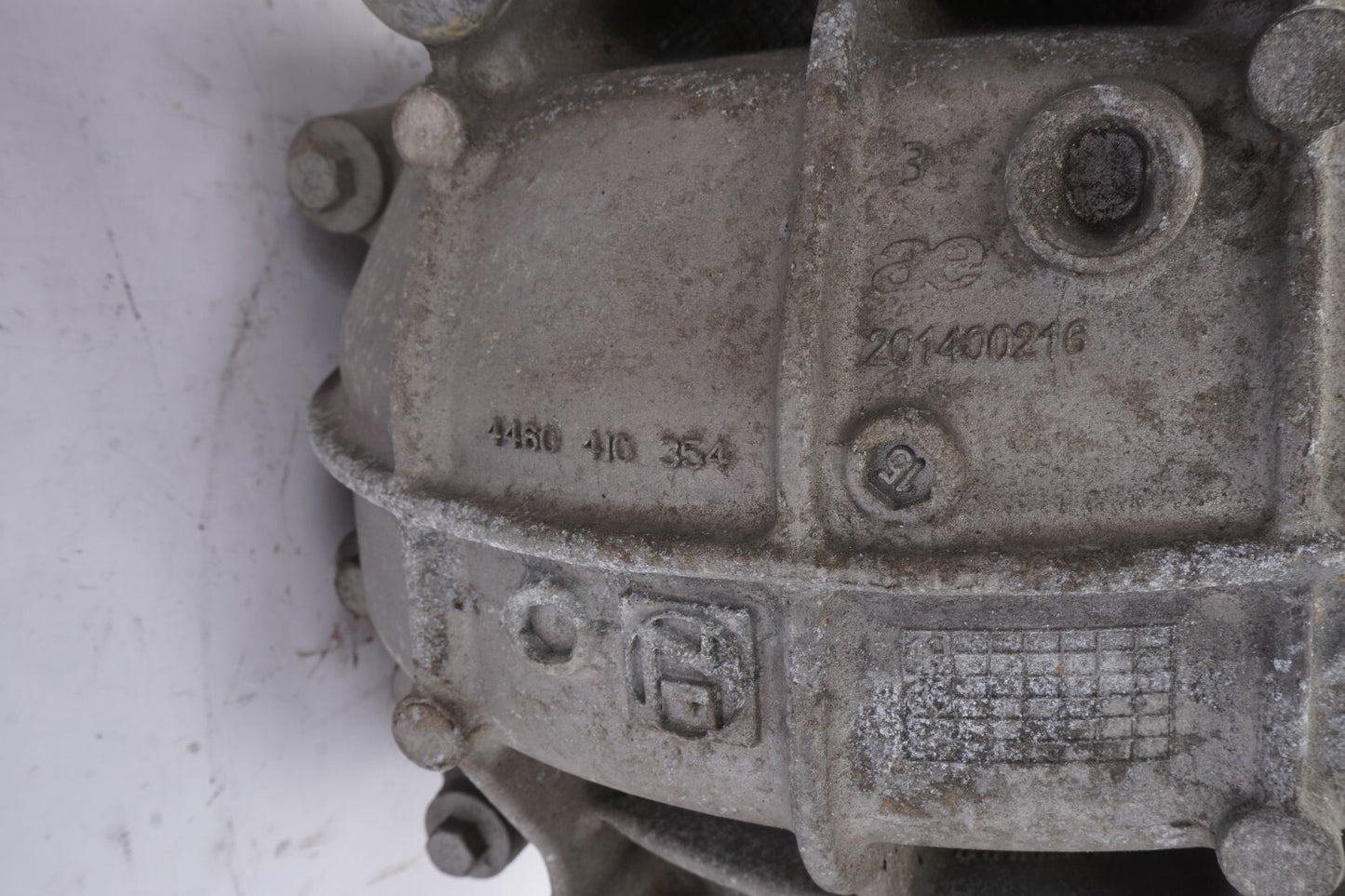 2017 - 2022 Alfa Romeo Giulia Awd Rear Differential Axle Carrier Assembly OEM