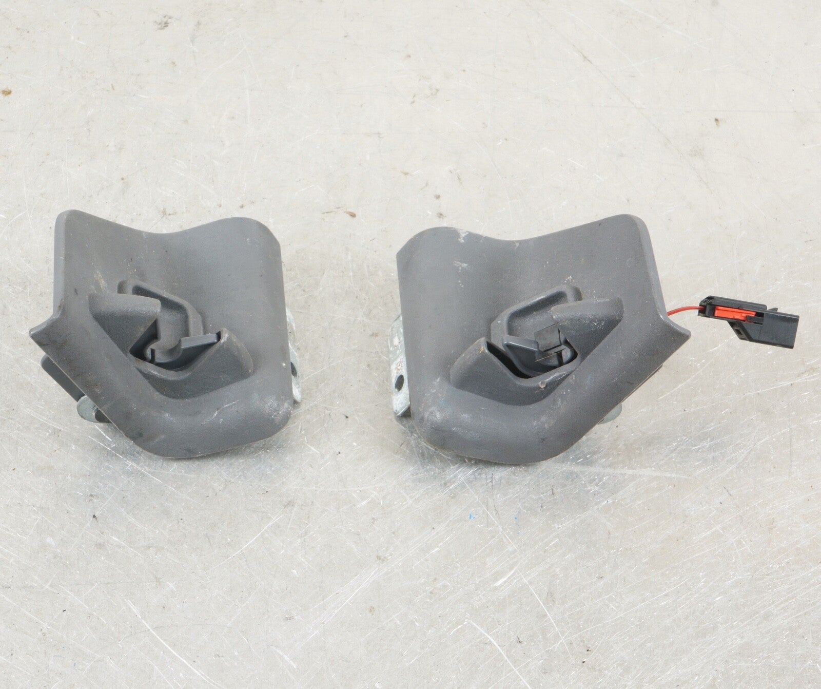 2006 - 2013 VOLVO C70 CONVERTIBLE REAR RIGHT & LEFT ROOF LOCK LATCH SET