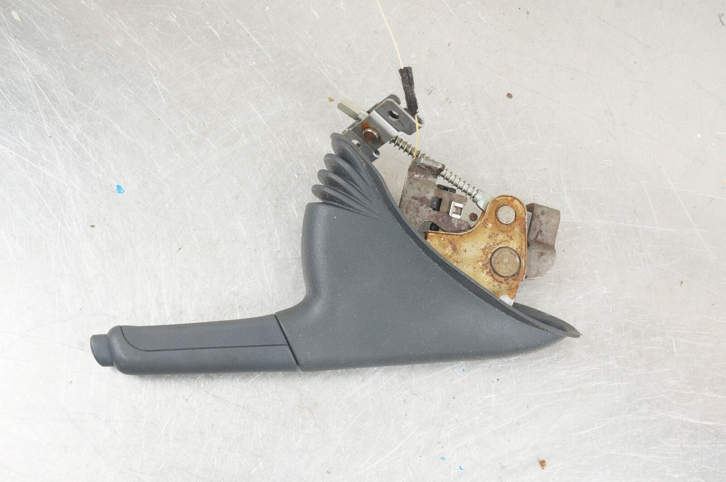 2012 - 2019 FIAT 500 EMERGENCY PARKING BRAKE HANDLE LEVER BLACK 1RY47JD7AA OEM