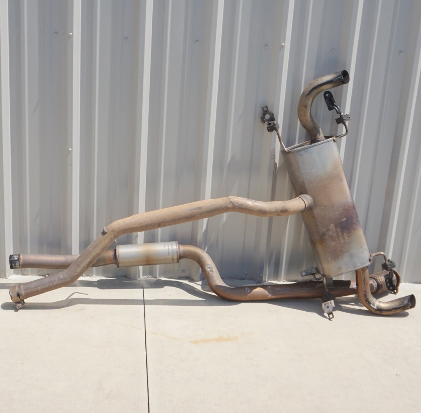 2017-2020 ALFA ROMEO GIULIA  2.0L REAR EXHAUST MUFFLER W/ DOWNPIPE TUBE OEM