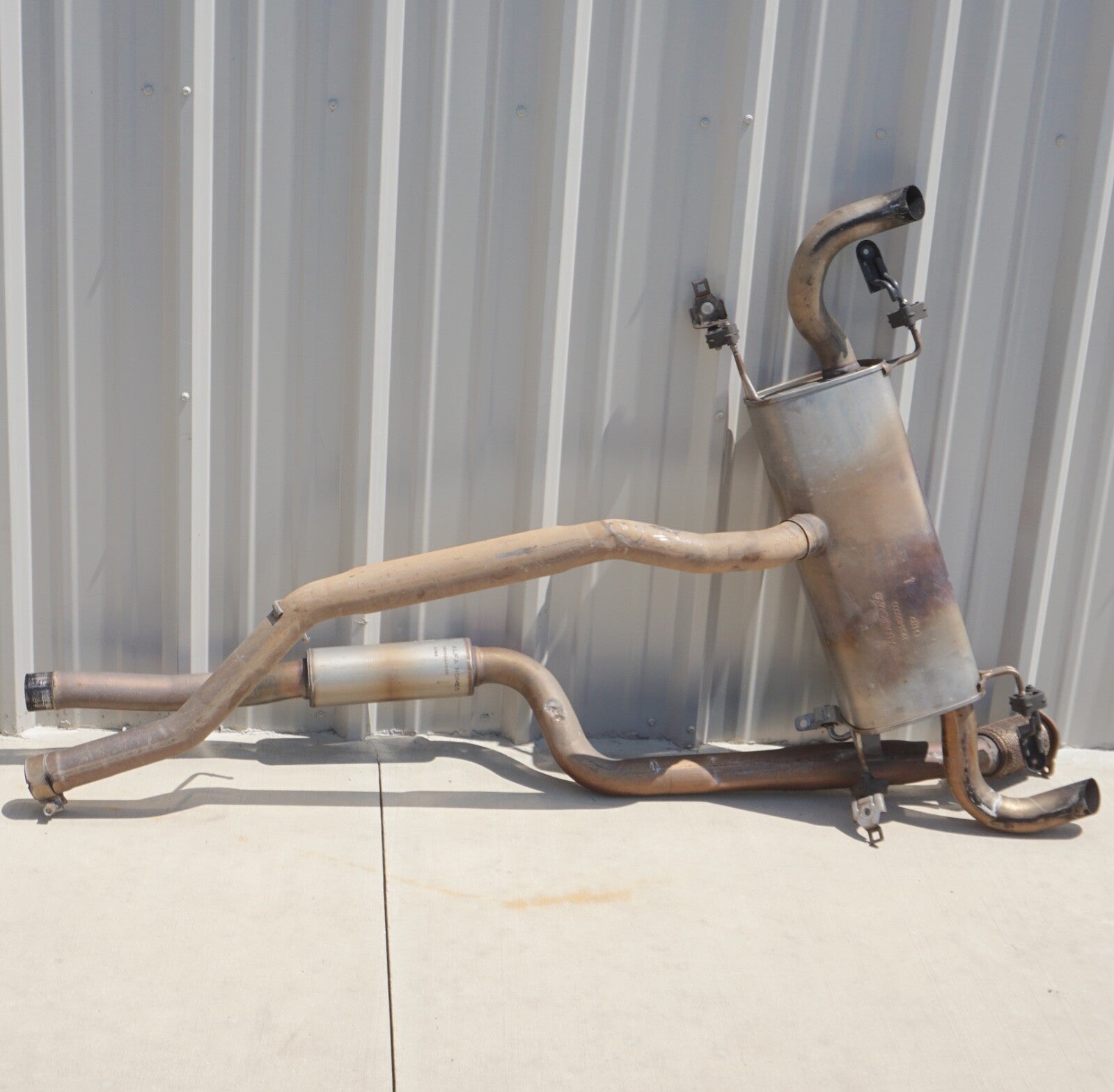 2017-2020 ALFA ROMEO GIULIA  2.0L REAR EXHAUST MUFFLER W/ DOWNPIPE TUBE OEM