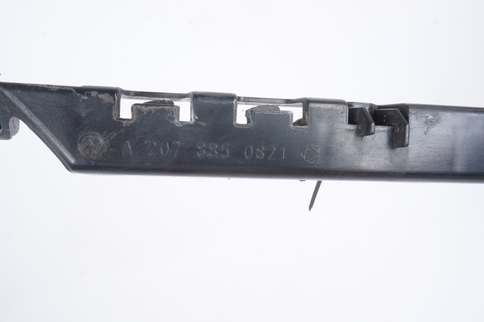 10-13 Mercedes W207 E350 E550 Rear Bumper Bracket Left & Right OEM