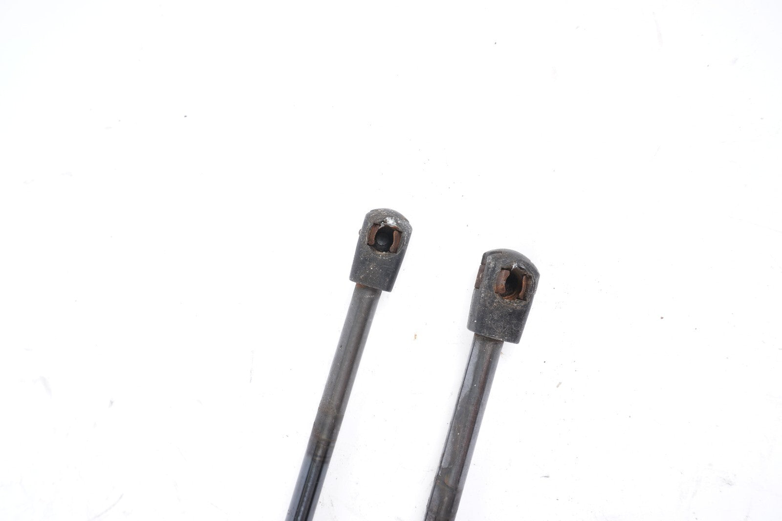 07-13 Chevy Tahoe Suburban Yukon HOOD SHOCK SUPPORT LIFT SET OF 2 OEM