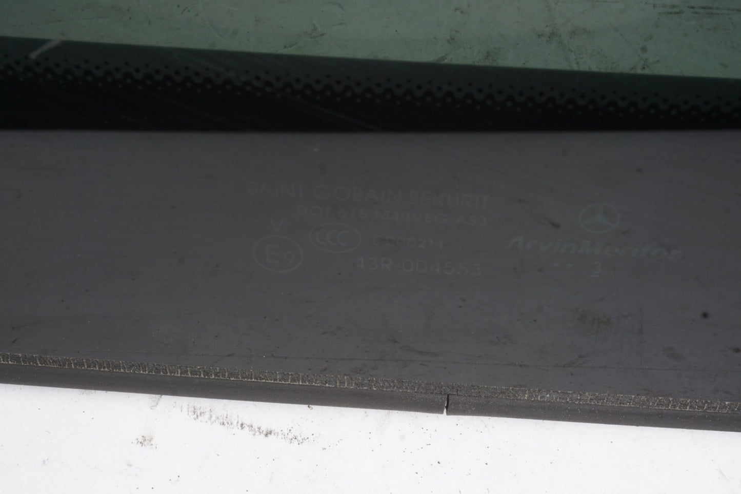2012 - 2016 Mercedes GL450 350 Overhead Sunroof Moonroof Glass Window Panel OEM