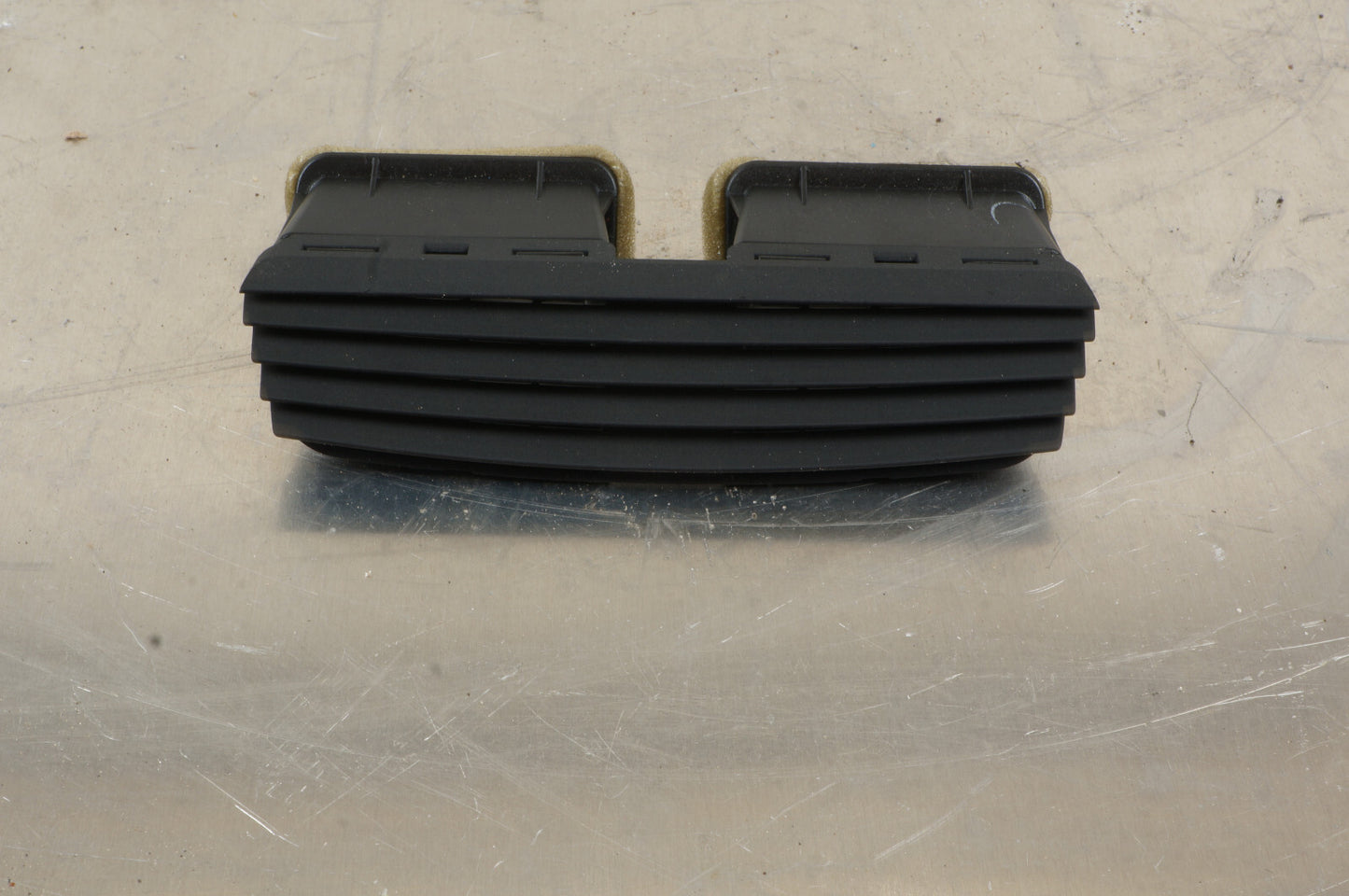 2007 - 2013 MERCEDES W221 CL63 AMG S550 DASH CENTER AC HEATER AIR VENT OEM