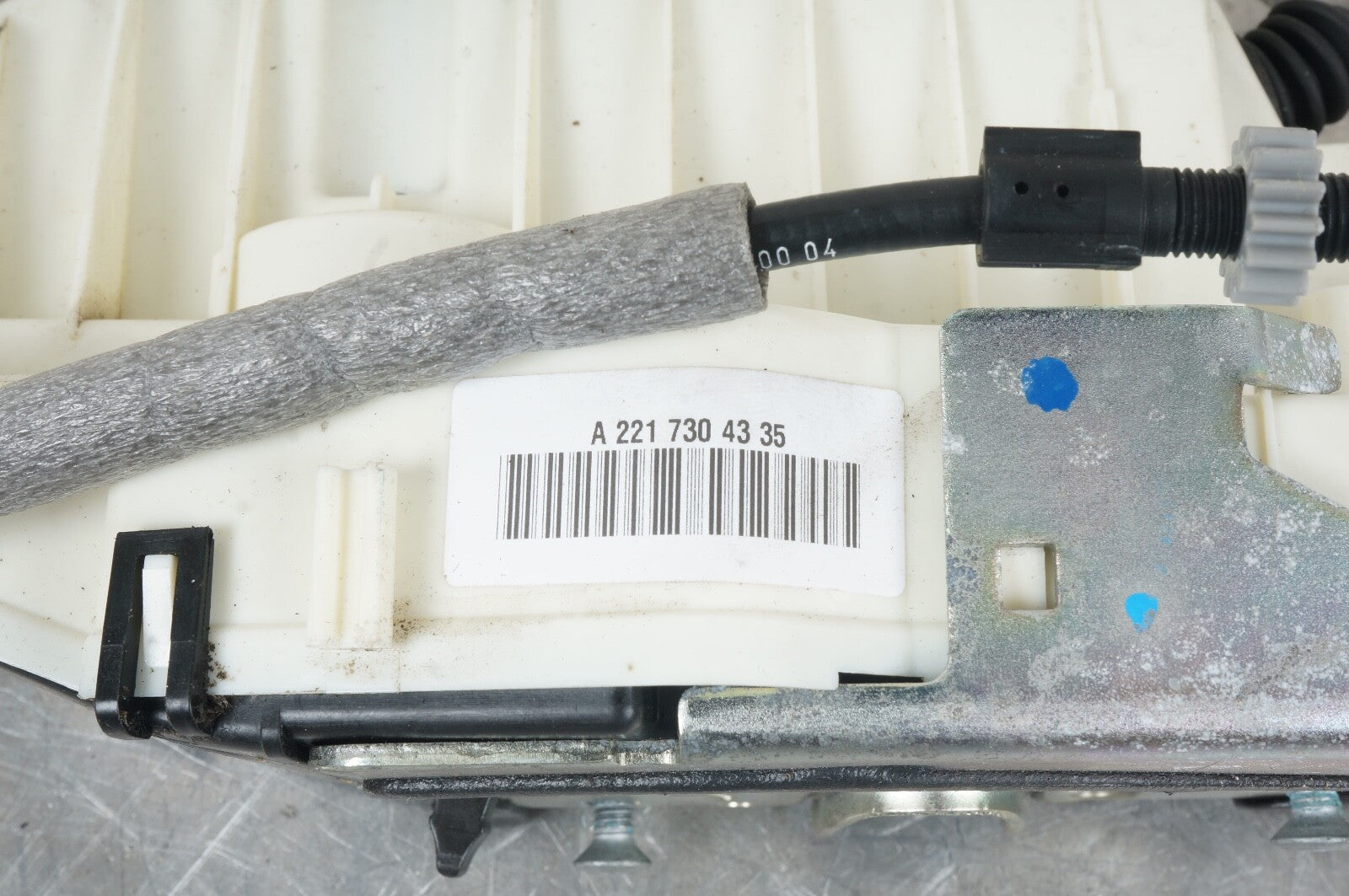 07-13 Mercedes W221 S550 S400 Rear Left Door Lock Latch Actuator Keyless Go OEM