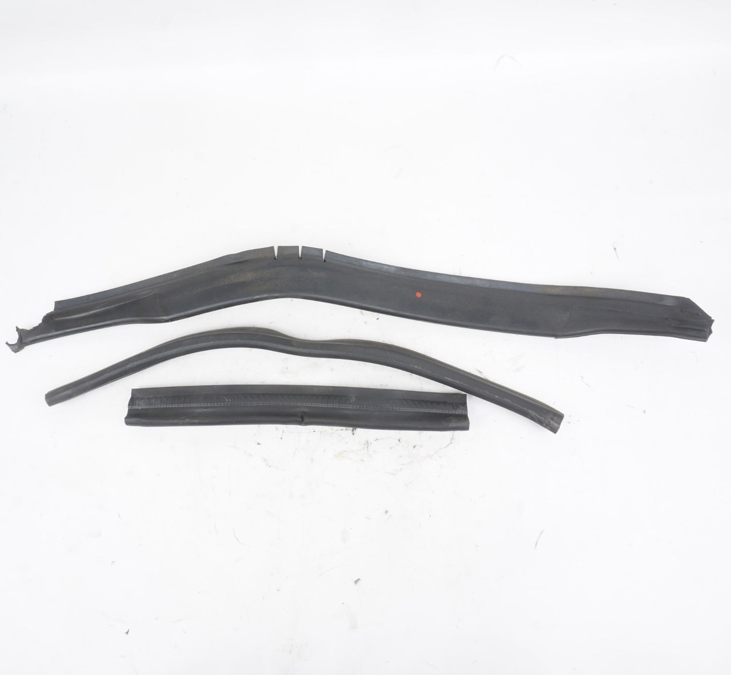 08-14 MERCEDES BENZ C300 C250 HOOD UNDERSIDE WEATHER STRIP SEALS SET OF 3 OEM