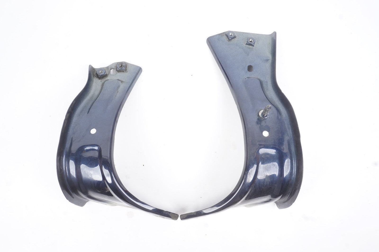 12-22 Volkswagen Passat Front Fender Mount Bracket Left & Right OEM