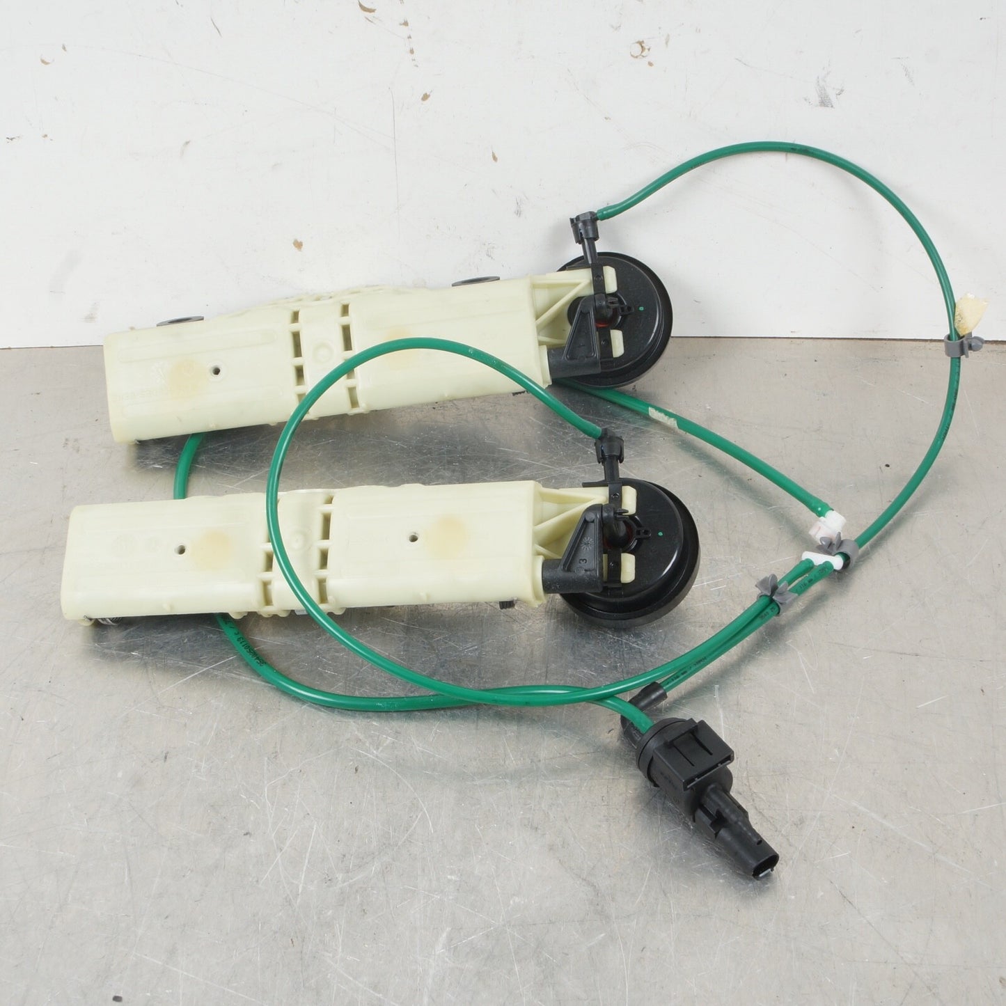 2007 2008 2009 Mercedes CL63 AMG CL550 REAR HEADREST ACUTATOR VACUUM LIFT PAIR