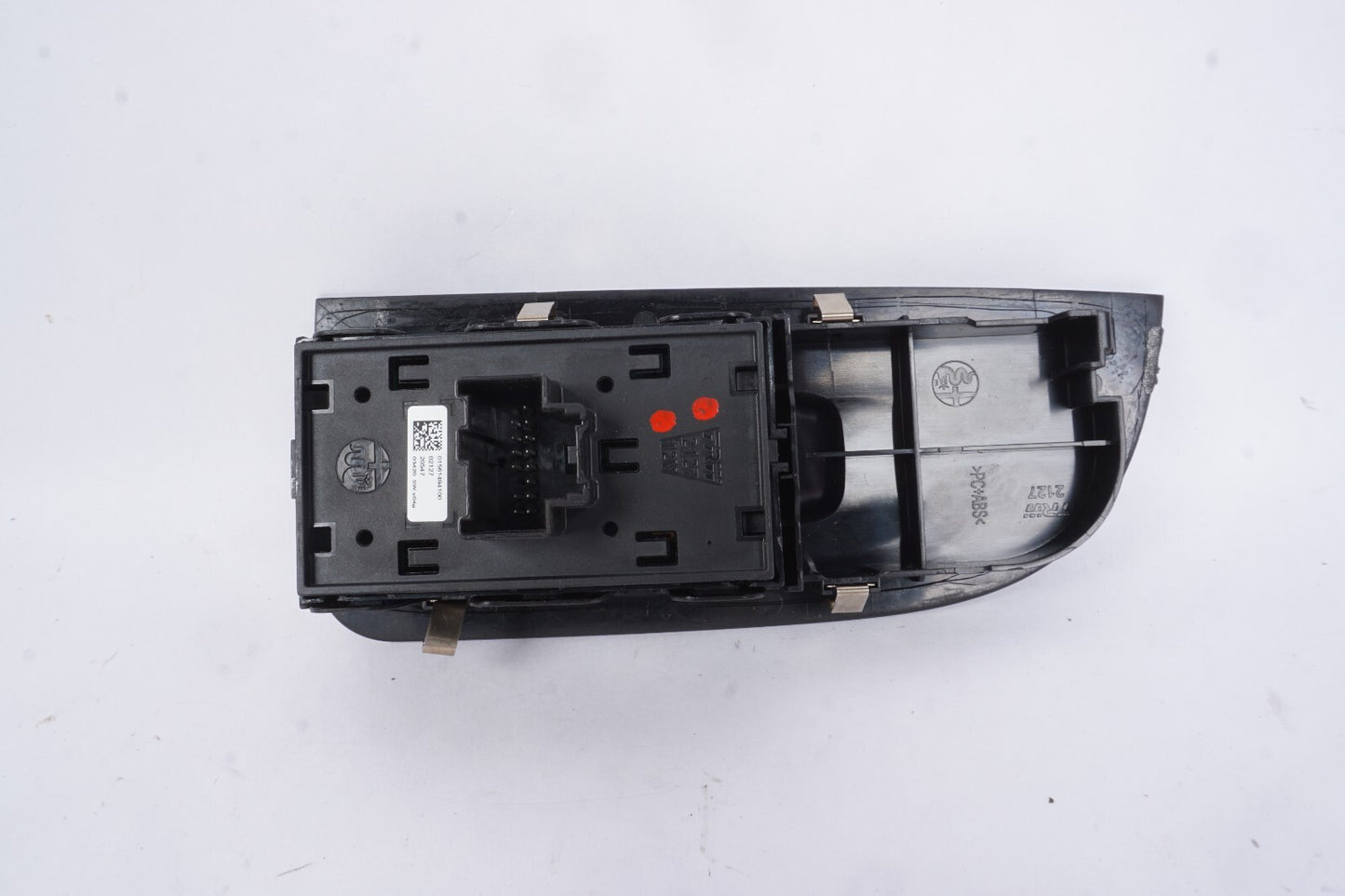 2017 - 2022 ALFA ROMEO GIULIA FRONT RIGHT PASSENGER WINDOW CONTROL SWITCH OEM