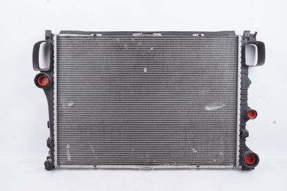 2010 - 2013 Mercedes-Benz S550 Engine Cooling Radiator 2215003203 OEM