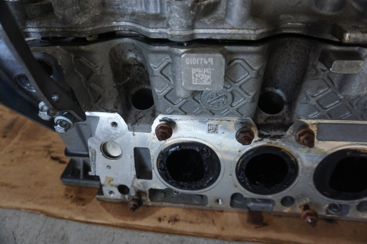 2013 Mercedes Benz W212 E350 E Class Right Cylinder Head M272 Engine 3.5 V6 OEM