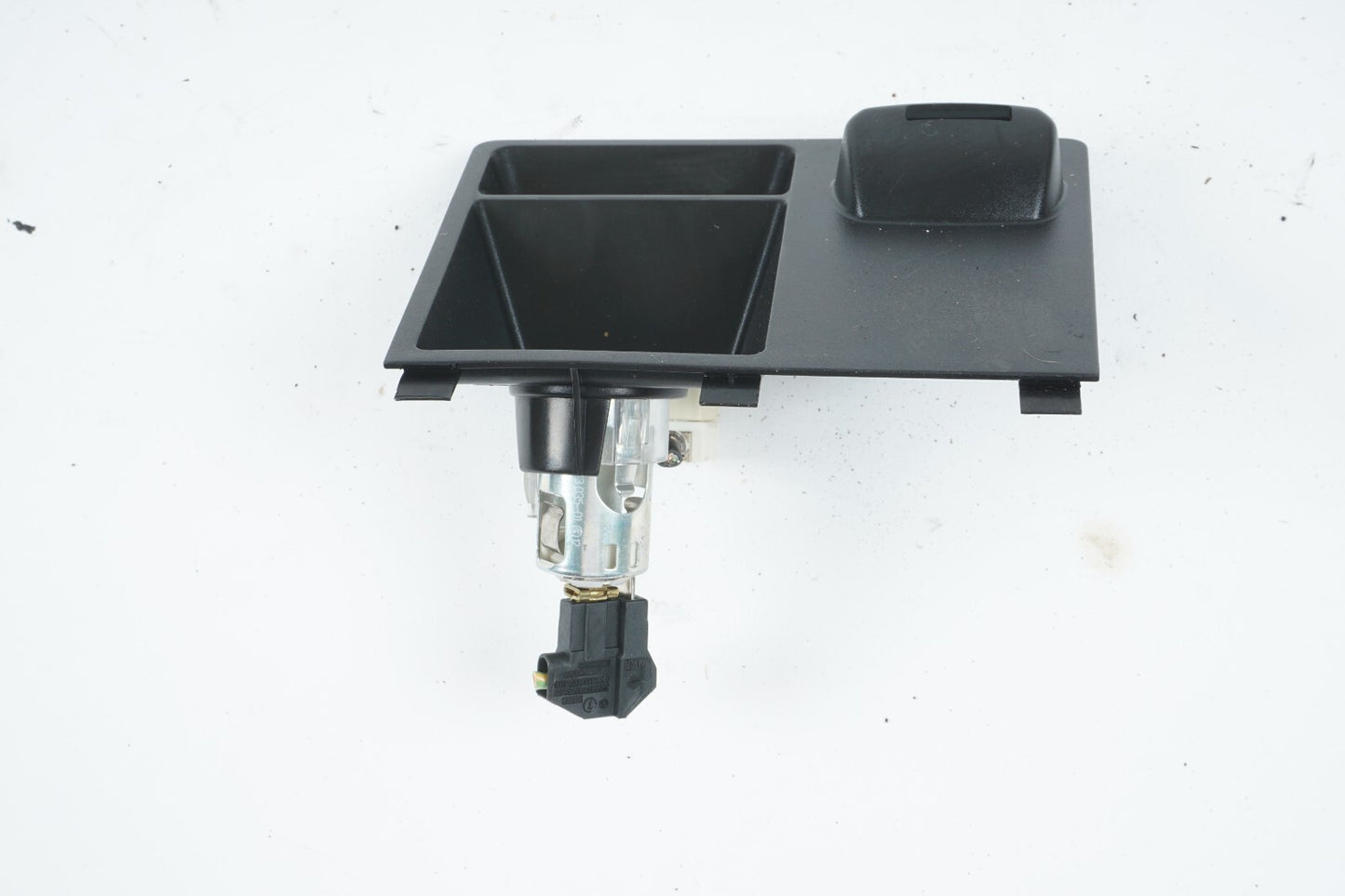 2008 - 2013 BMW X6 CENTER CONSOLE STORAGE BIN AUX INPUT AUDIO SOCKET OEM
