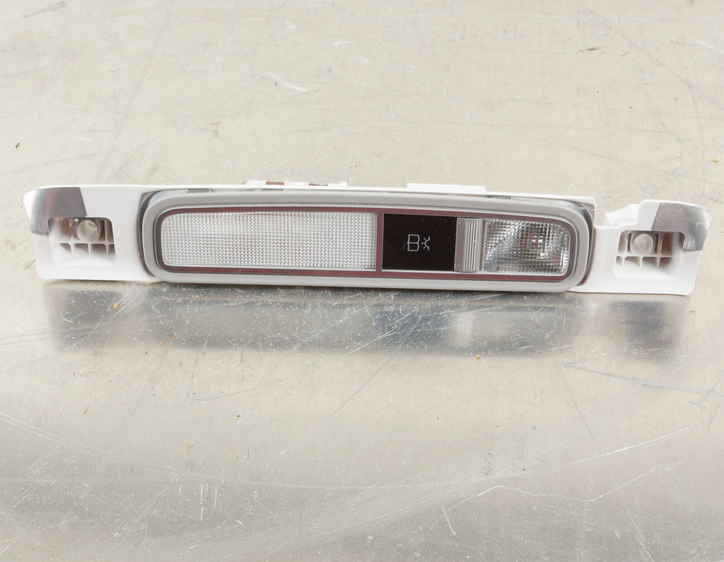 2007 - 2013 MERCEDES S550 W221 REAR CEILING LIGHT LAMP  OEM