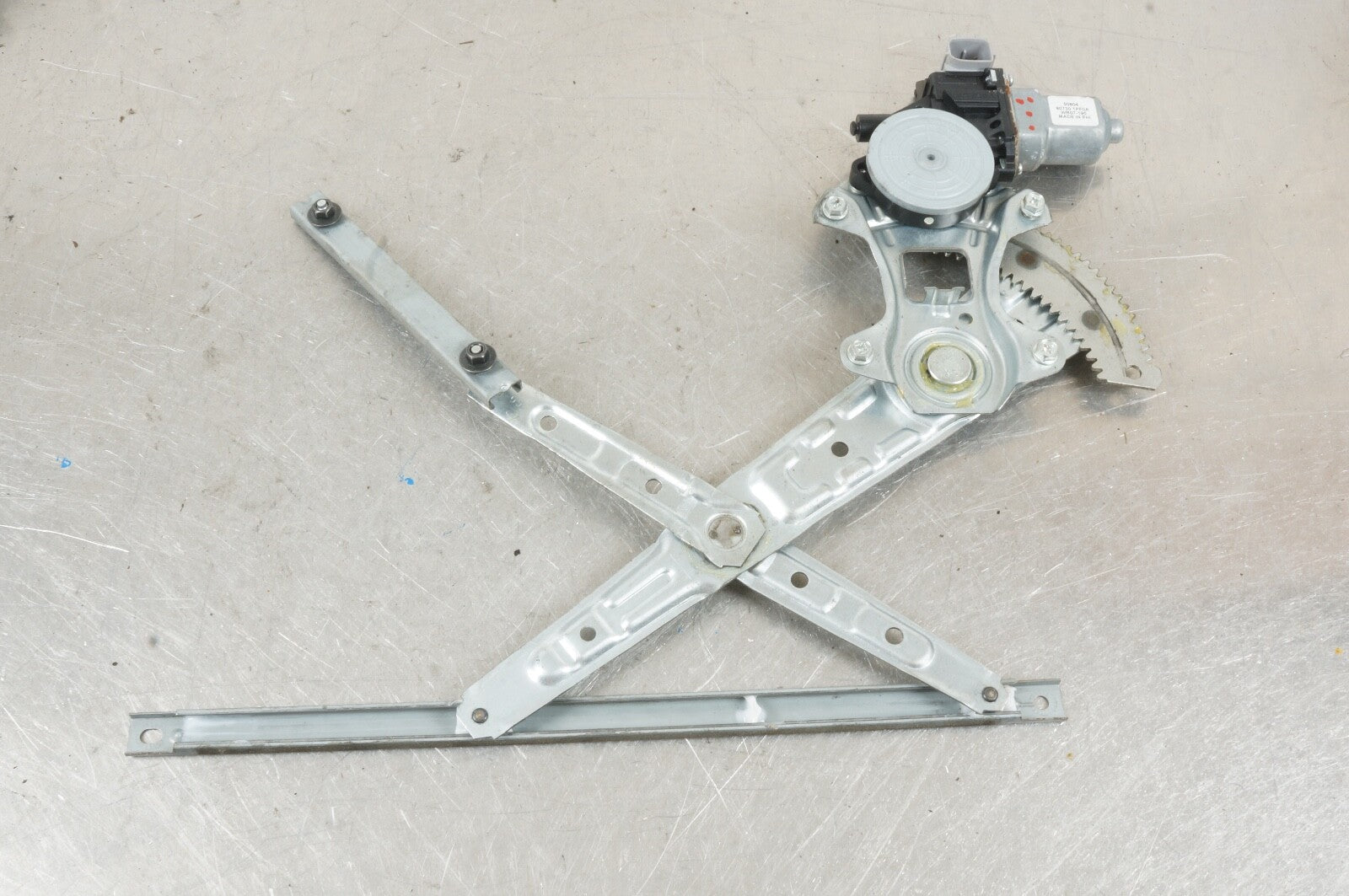 2011-2017 Nissan Quest Rear right door window regulator motor 807301PF0A