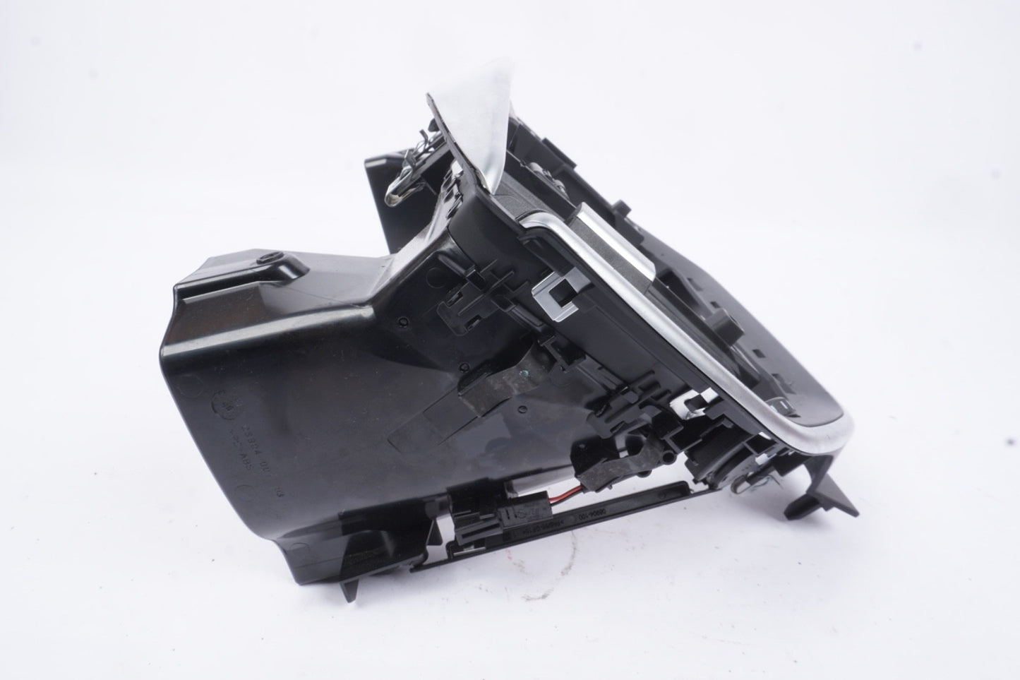 2014 - 2017 MASERATI GHIBLI RADIO SCREEN BEZEL AIR VENT