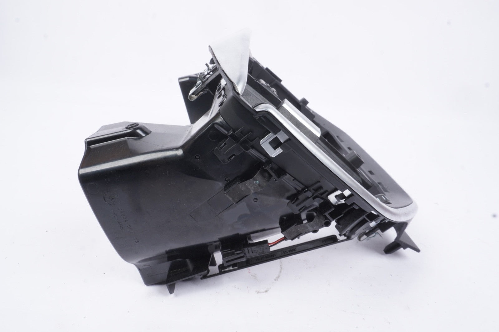 2014 - 2017 MASERATI GHIBLI RADIO SCREEN BEZEL AIR VENT
