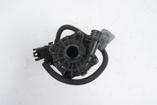 08-21 BMW Auxiliary Water Pump 7566335 E70 F15 F01 F02 F04 F10 F13 F06 F12 E71