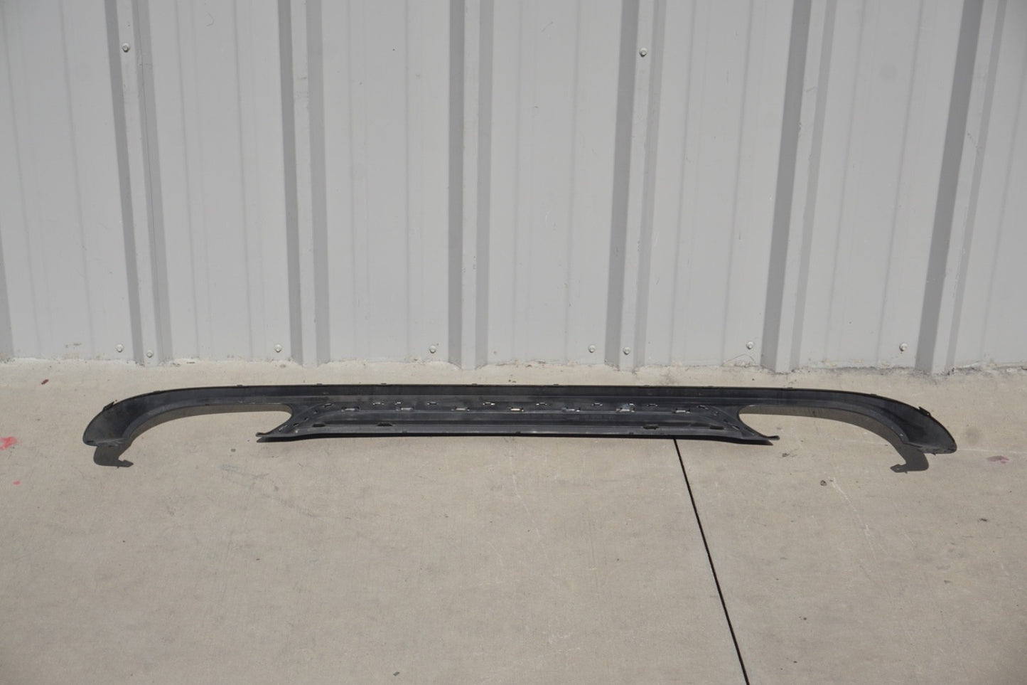 14-17 MERCEDES W207 COUPE CONVERTIBLE E350 E400 E550 REAR BUMPER LOWER COVER