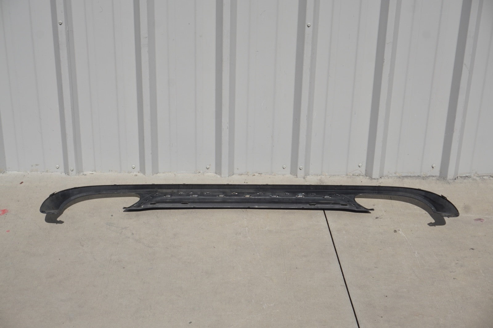14-17 MERCEDES W207 COUPE CONVERTIBLE E350 E400 E550 REAR BUMPER LOWER COVER
