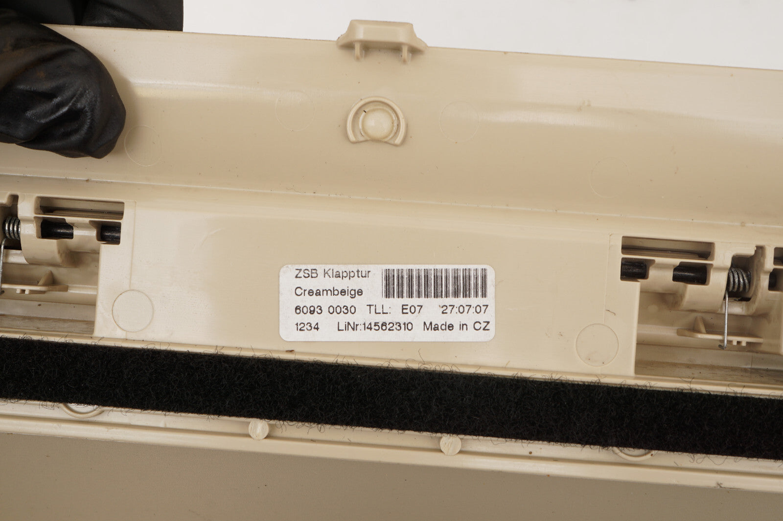2007-2013 BMW 335i 328i E93 CONVERTIBLE TRUNK TRIM TRUNK ELEMENT 60930030  OEM