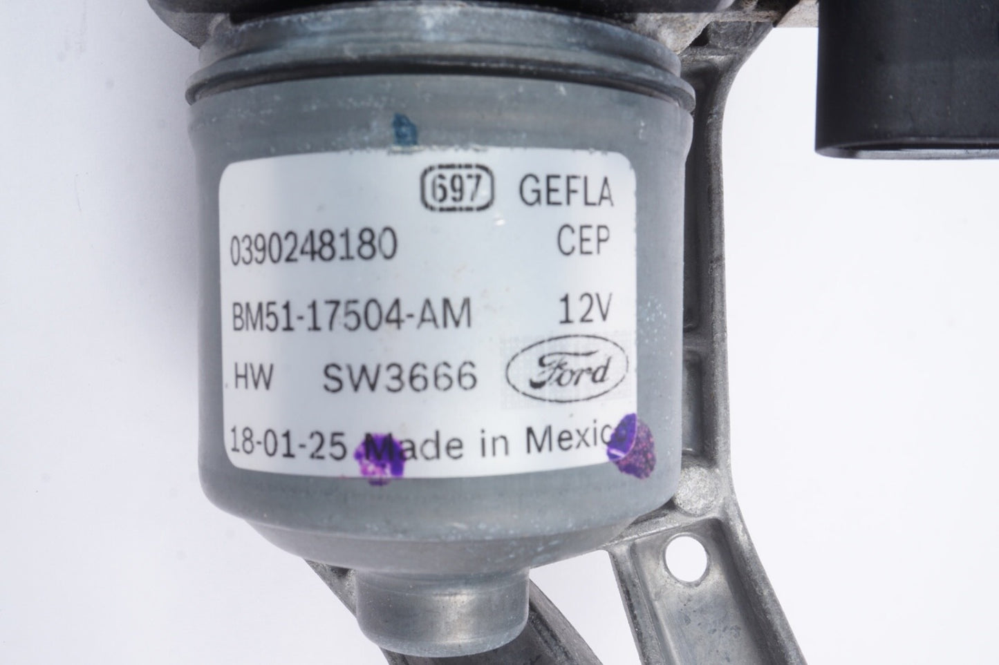 2012 2018 Ford Focus Front Right Windshield Wiper Motor Assembly OEM BM5117K484