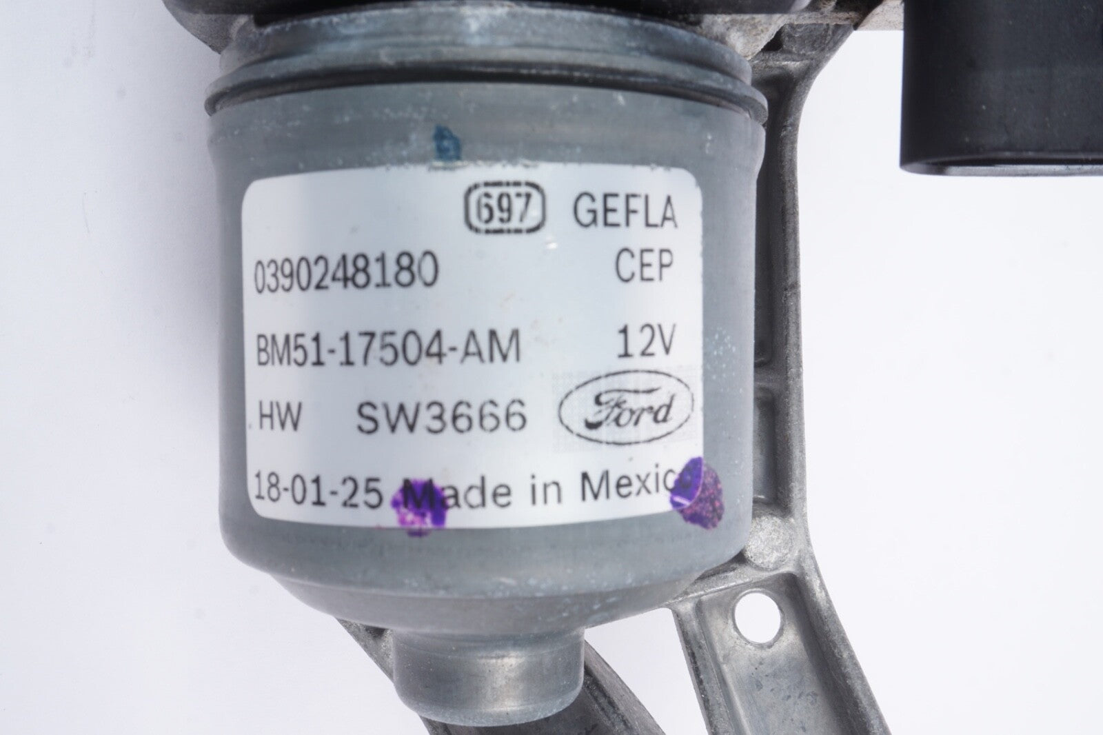 2012 2018 Ford Focus Front Right Windshield Wiper Motor Assembly OEM BM5117K484