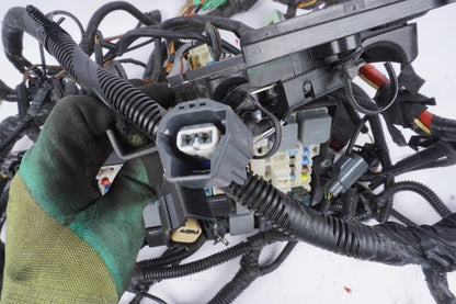 2015 - 2018 FORD FOCUS 1.0 ENGINE WIRING LOOM FUSEBOX F1FT14K733FZA