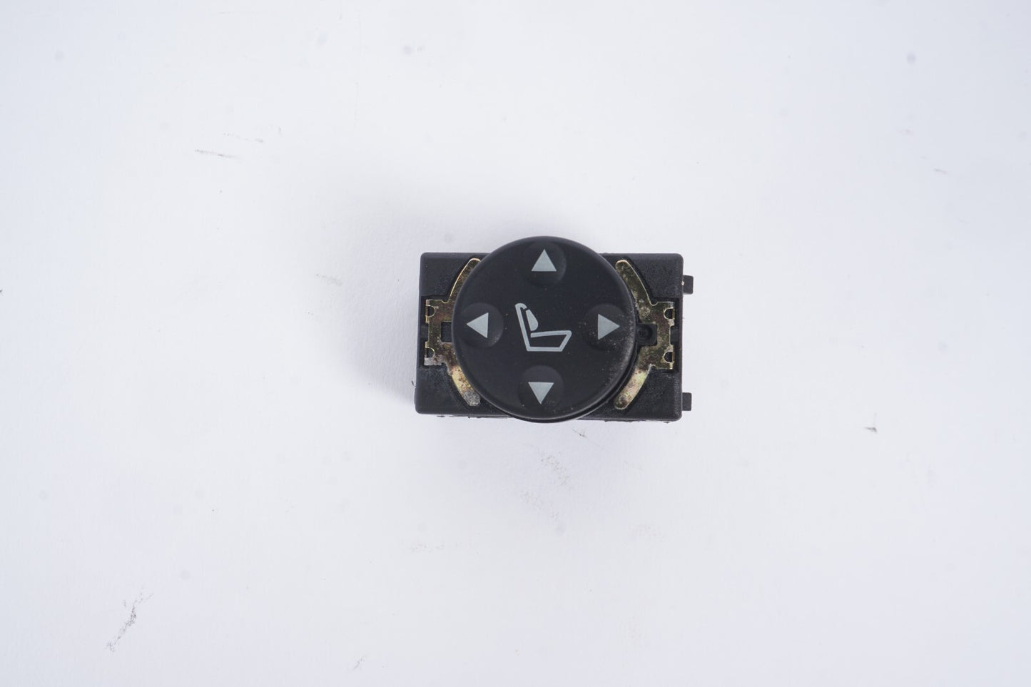 2006 - 2010  BMW 650i E64 Front Right Passenger Seat Lumbar Adjust Switch OEM