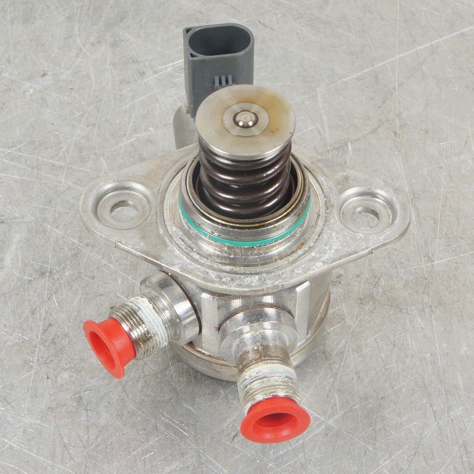 Mercedes W218 CLS550 E550 Left Side High Pressure Fuel Pump 2780701101 OEM