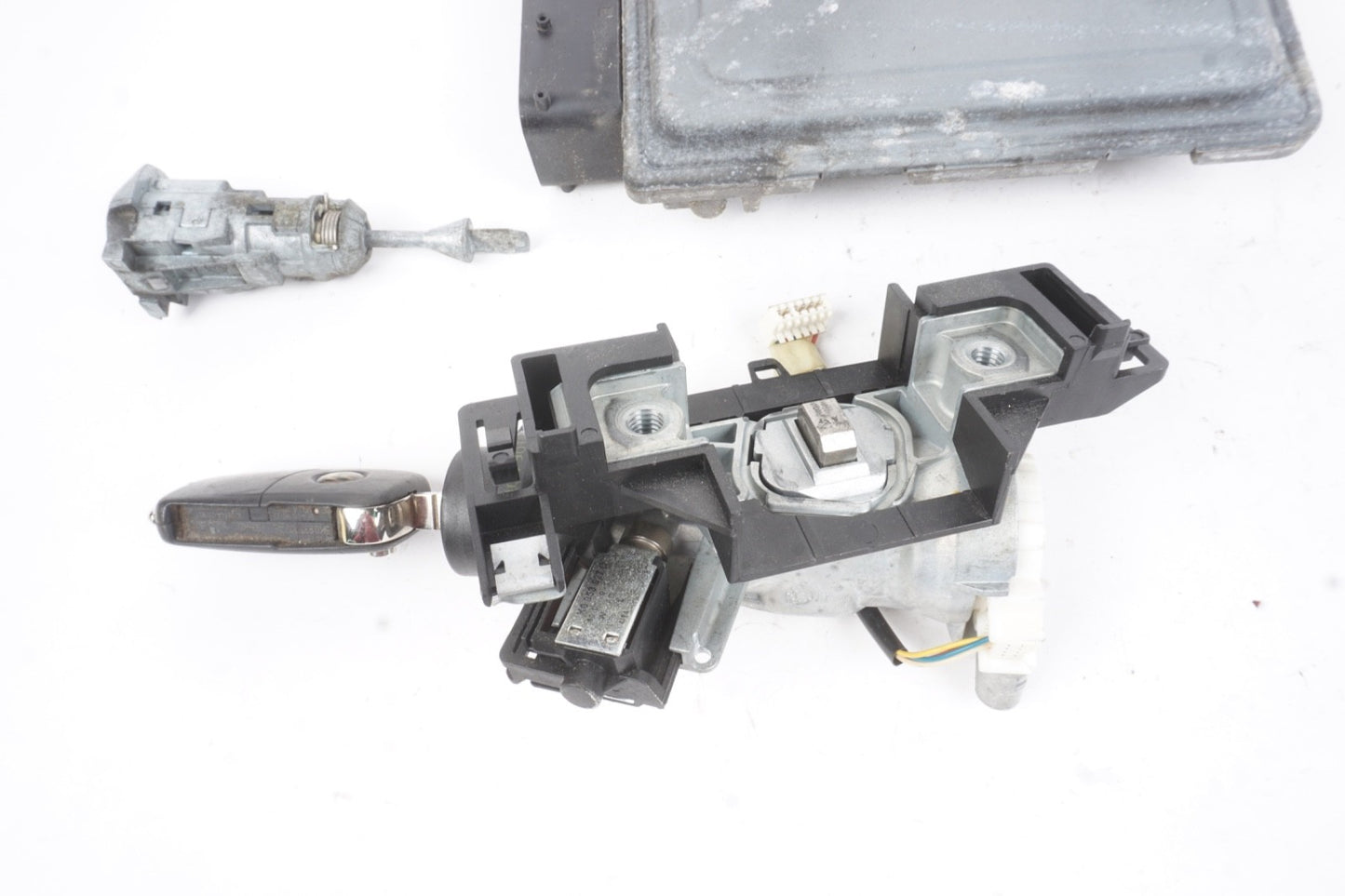 2014 Volkswagen Passat 1.8L Engine Control Module Unit ECM OEM