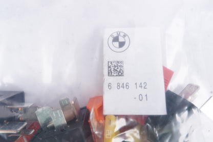 2018 - 2022 BMW X2 OEM FUSE RELAY FUSES RELAYS 6846142