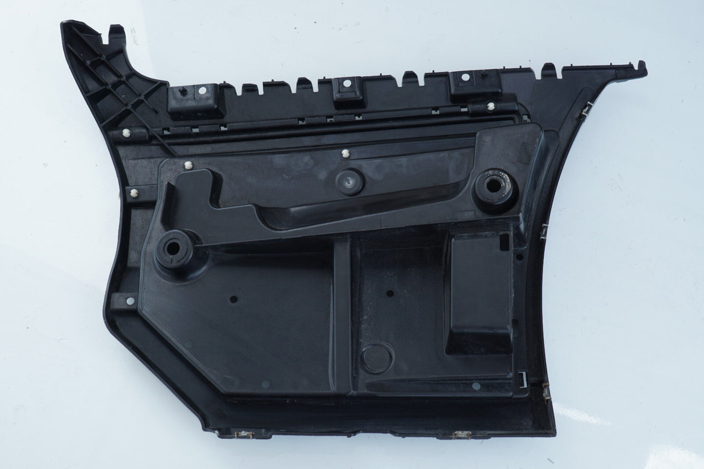 07 - 13 BMW 335i 328i E93 REAR BUMPER BRAKET SUPPORT GUIDE LEFT DRIVER SIDE OEM