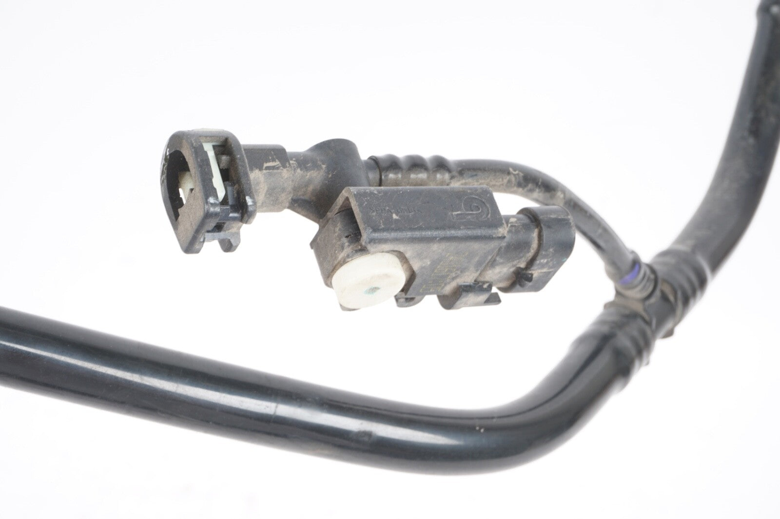 2017-2023 Alfa Romeo Giulia Fuel Line Hose Tube w/ Sensor OEM 505322620