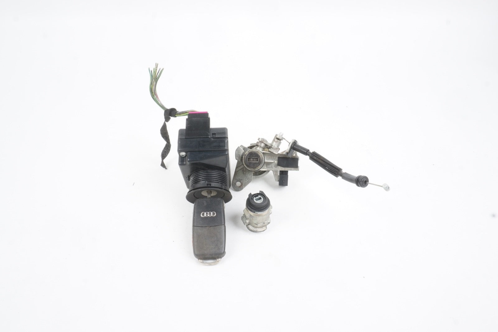 OEM 2008 - 2010 Audi A8 4.2L Start Ignition Switch Module w/Key