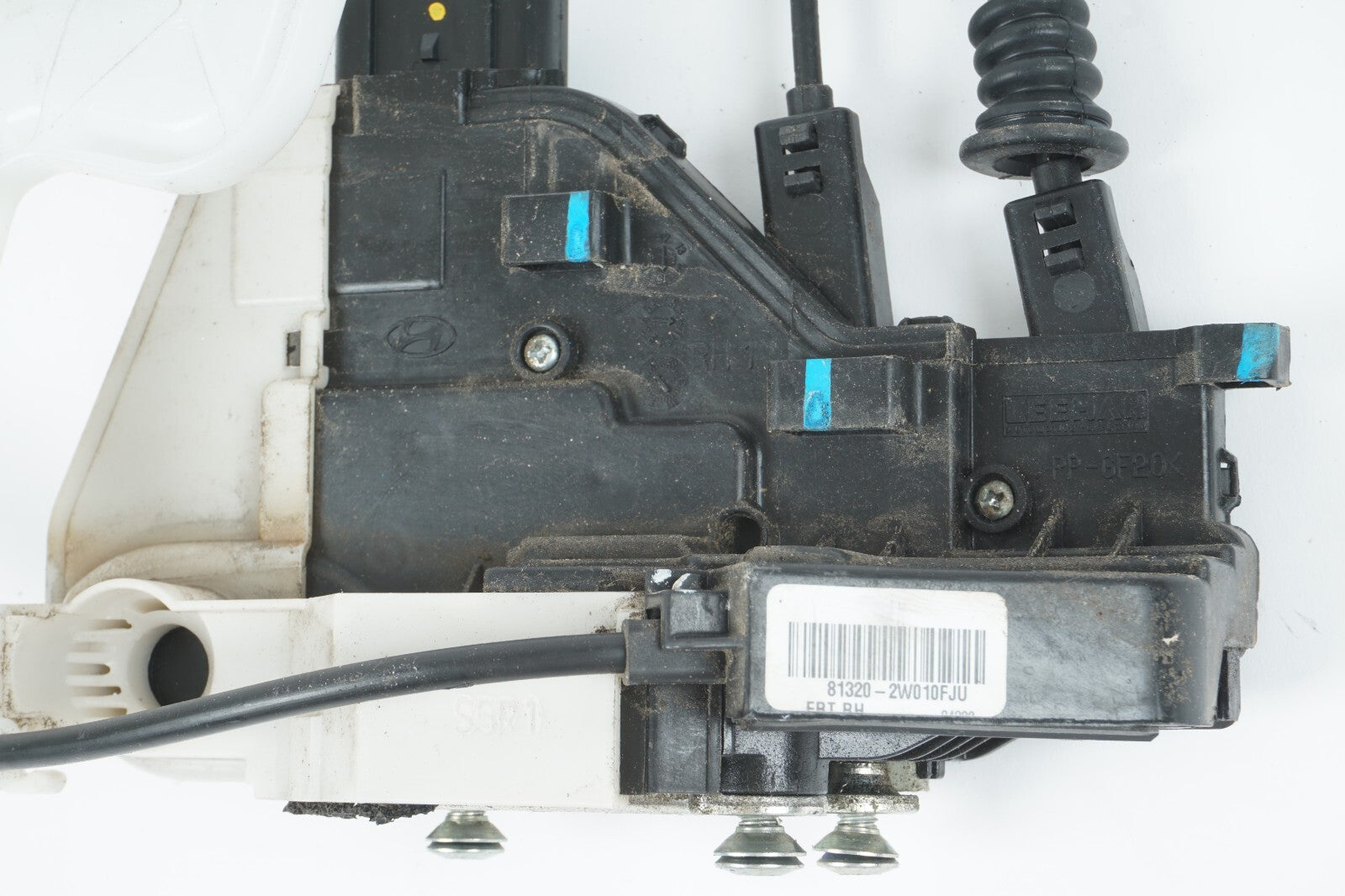 2013-2018 HYUNDAI SANTA FE FRONT RIGHT PASSENGER SIDE DOOR LOCK ACTUATOR OEM
